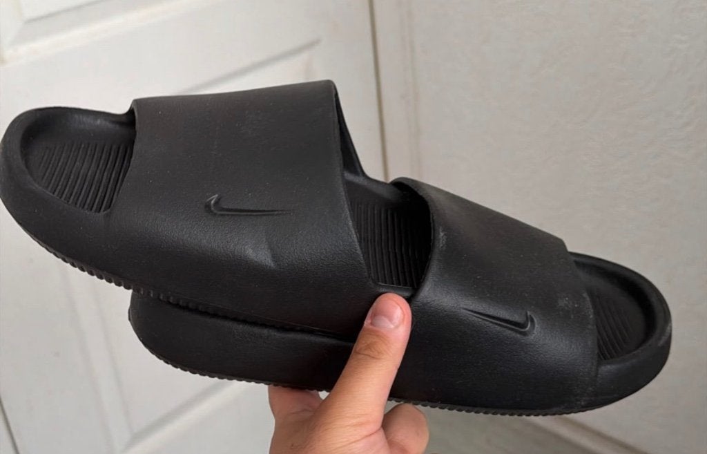 Nike Slippers, Ophalen of Verzenden, Nieuw, Zwart