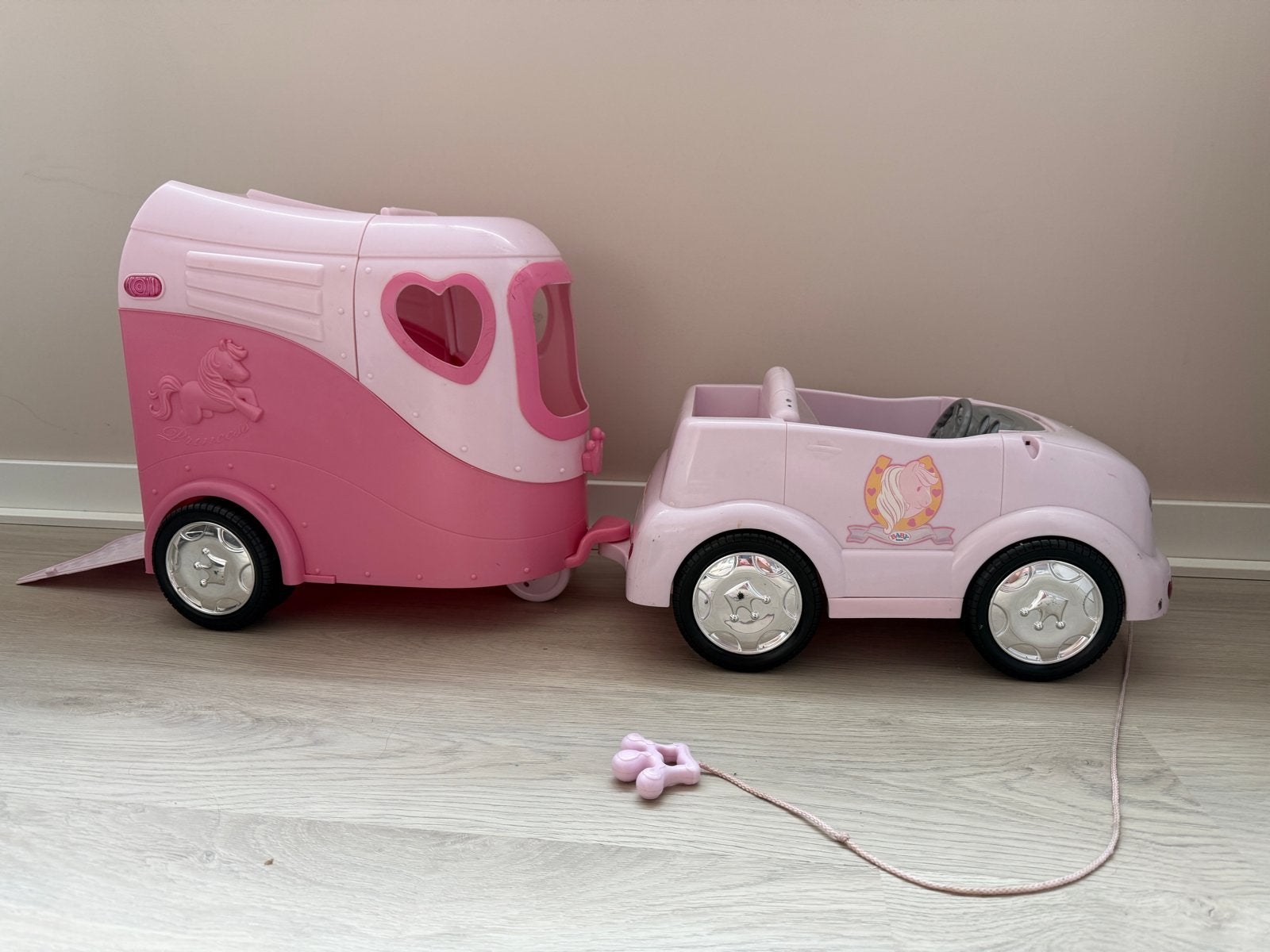 BabyBorn auto met paardentrailer - Roze speelset, Ophalen, Gebruikt