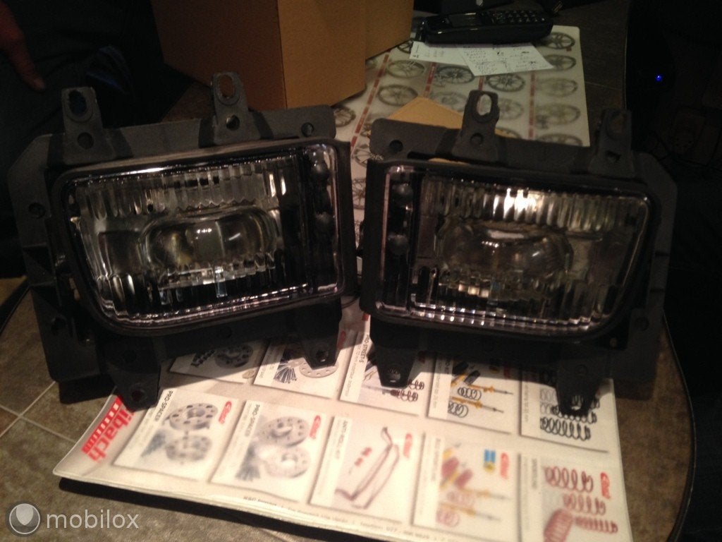 Mistlamp linksvoor rechtsvoor BMW 3-serie E30 ('83-'92), Nieuw, Ophalen of Verzenden, BMW, BMW
