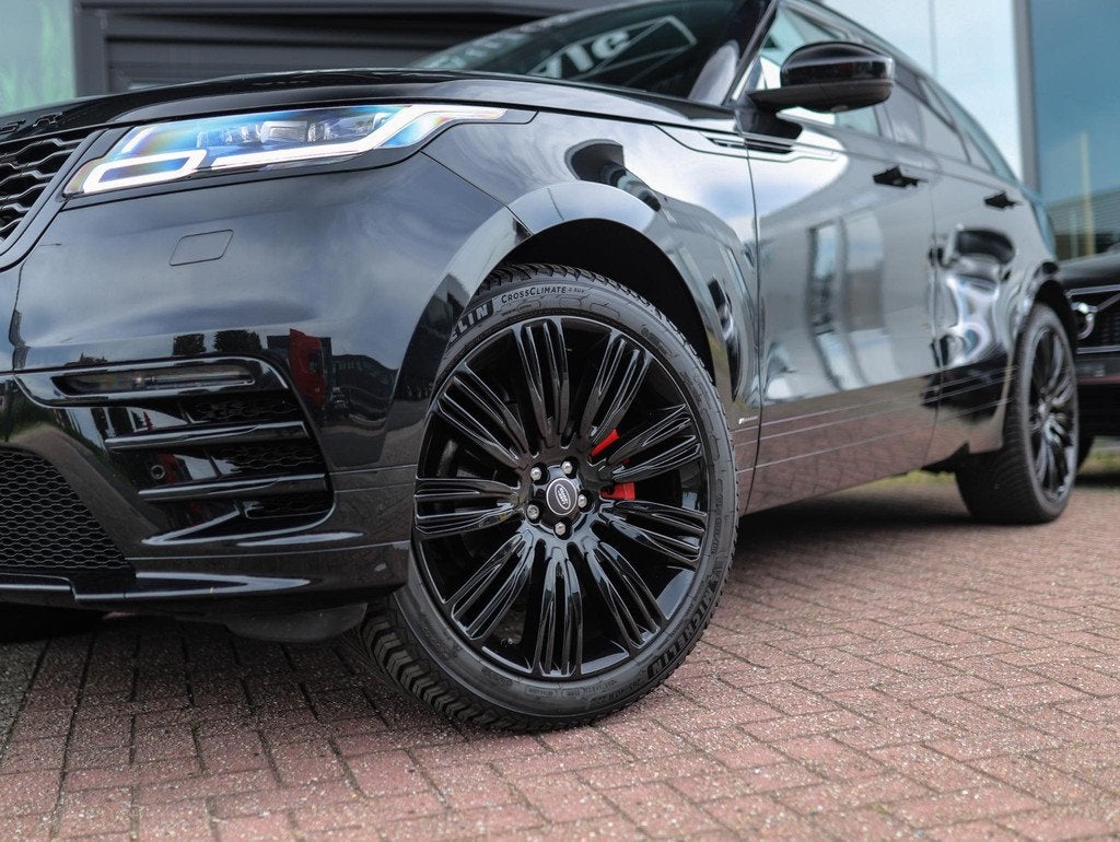 Land Rover Range Rover Velar 2.0 I4 Turbo AWD R-Dynamic | Le, Auto's, Land Rover, Gebruikt, 4 cilinders, Range Rover Velar, Zwart