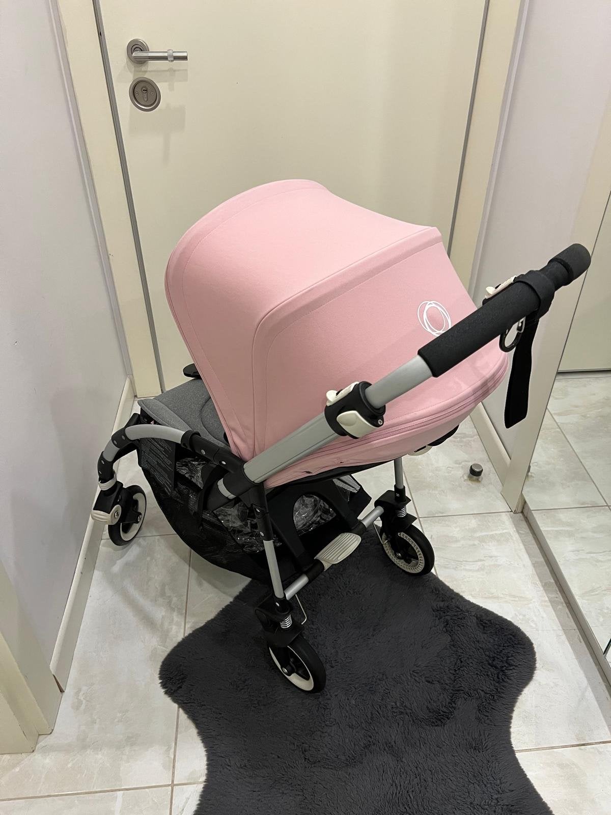 Bugaboo Bee 3 kinderwagen met roze zonnekap, Ophalen, Gebruikt, Overige merken, Regenhoes