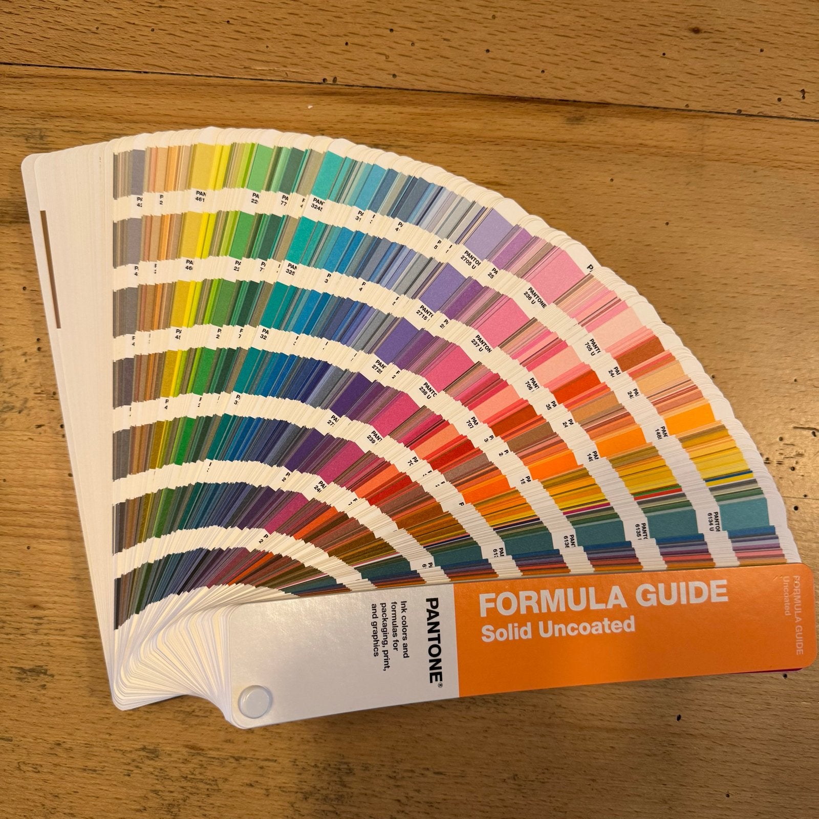 Pantone kleurwaaier - Solid Uncoated, Verzenden, Gebruikt, Overige typen