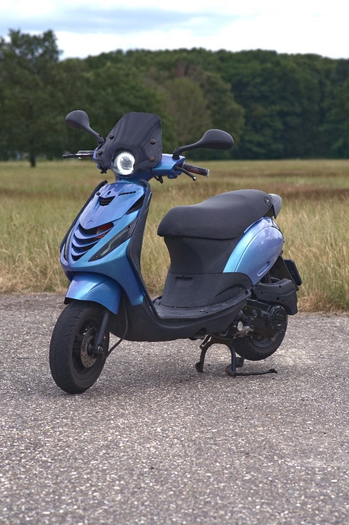 Piaggio Zip Iget 2018, Fietsen en Brommers, Scooters | Piaggio, Ophalen, Maximaal 45 km/u, Zip, Zo goed als nieuw
