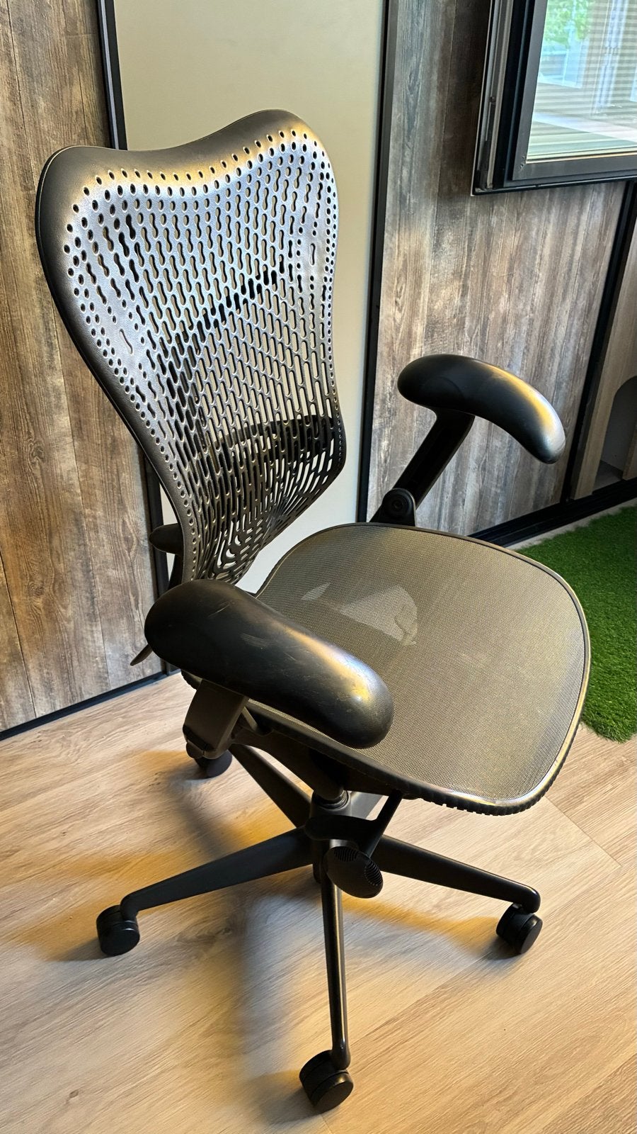 Herman Miller Mirra 1 Bureaustoel - Ergonomisch, Huis en Inrichting, Ophalen, Gebruikt, Grijs, Bureaustoel