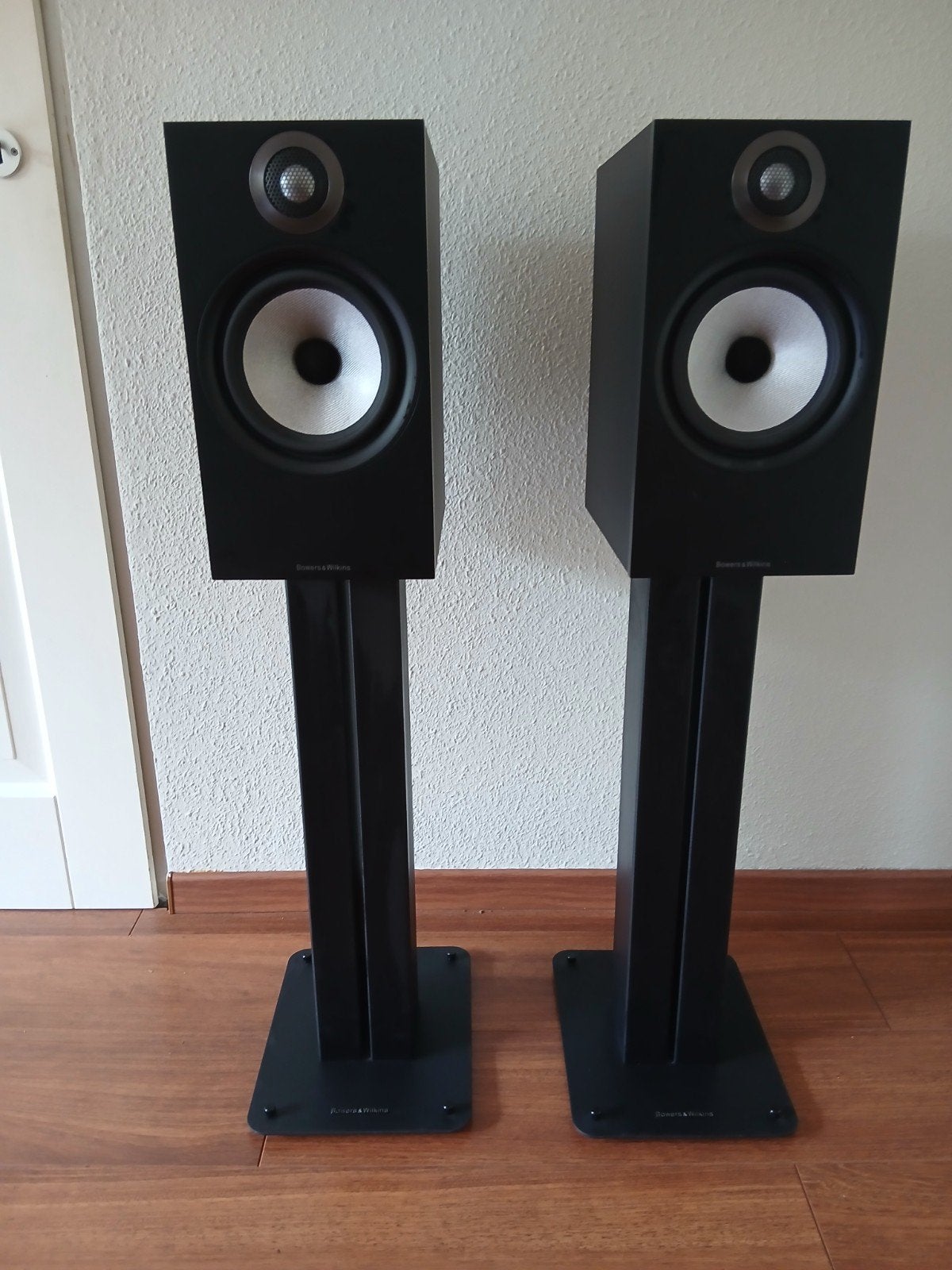 Bowers & Wilkins 606 speakers met stands, Ophalen, Front, Rear of Stereo speakers, Bowers & Wilkins (B&W)