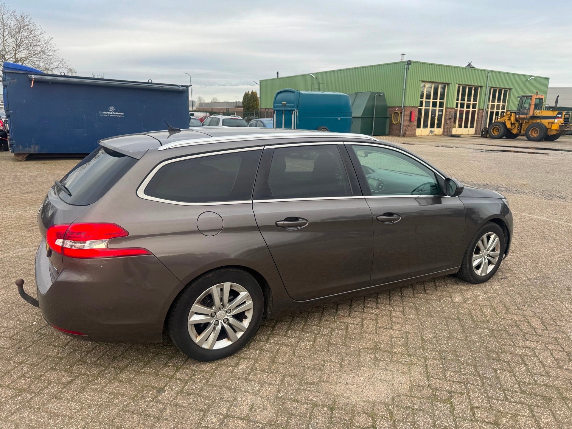 Peugeot 308 SW 1.6 BlueHDI Blue Lease Executive Panodak, Auto's, Peugeot, Voorwielaandrijving, Gebruikt, 4 cilinders, Origineel Nederlands