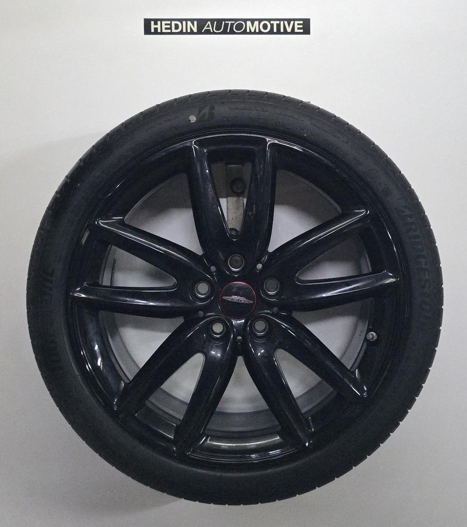 MINI Clubman (F54)  Styling 815  18" RFT + RDCi  Winter, Gebruikt, -, -, Banden en Velgen