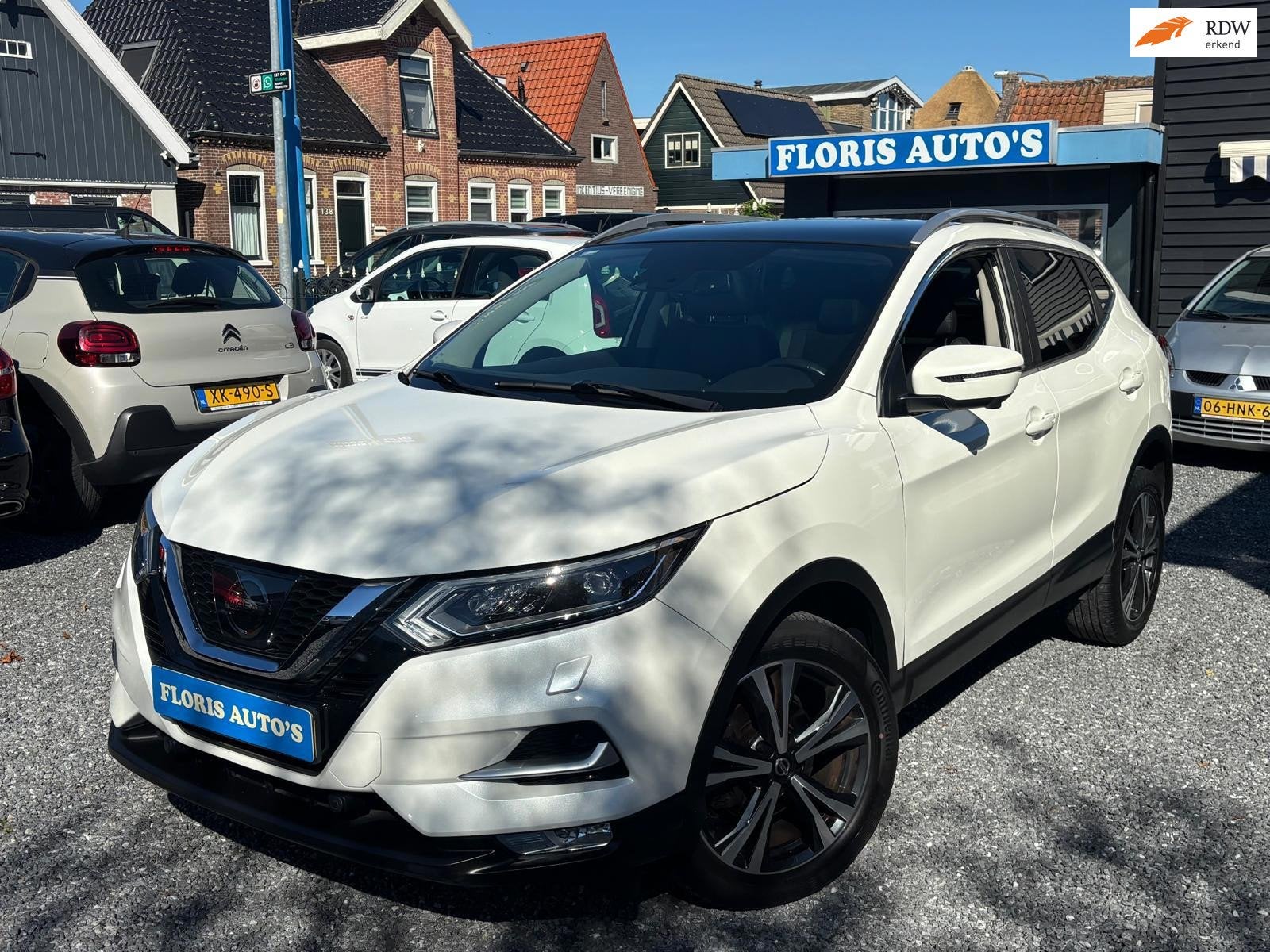 Nissan Qashqai 1.6 Tekna |Keyless|Pano|Trekhaak|Leder|Stoelv, Auto's, Voorwielaandrijving, 1618 cc, Gebruikt, Euro 6