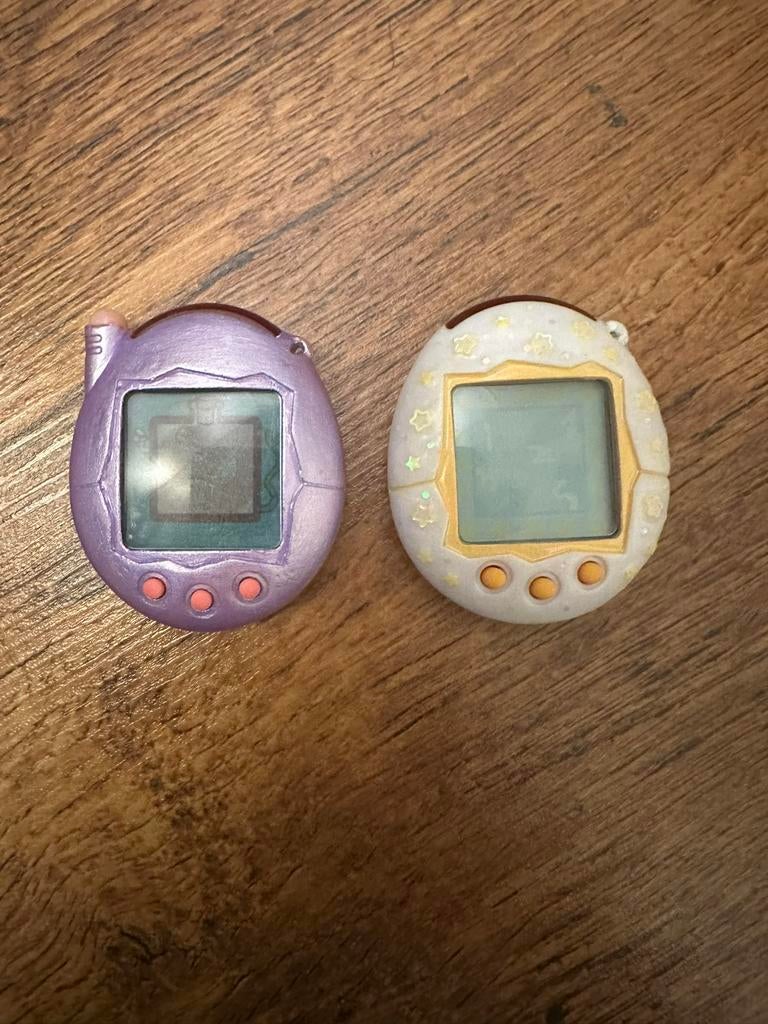 Tamagotchi Connection V2 en V3 Customized Japans, Verzamelen, Ophalen of Verzenden, Gebruikt