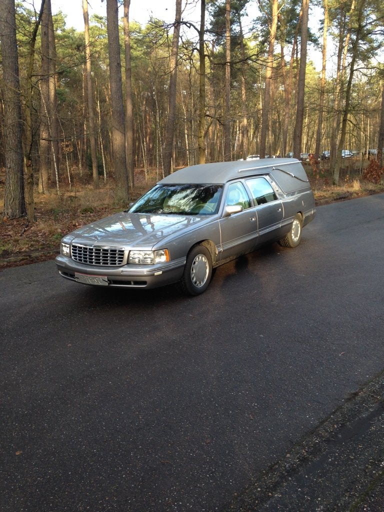 cadillac begrafenisauto, Overige carrosserieën, Leder, Grijs, Particulier