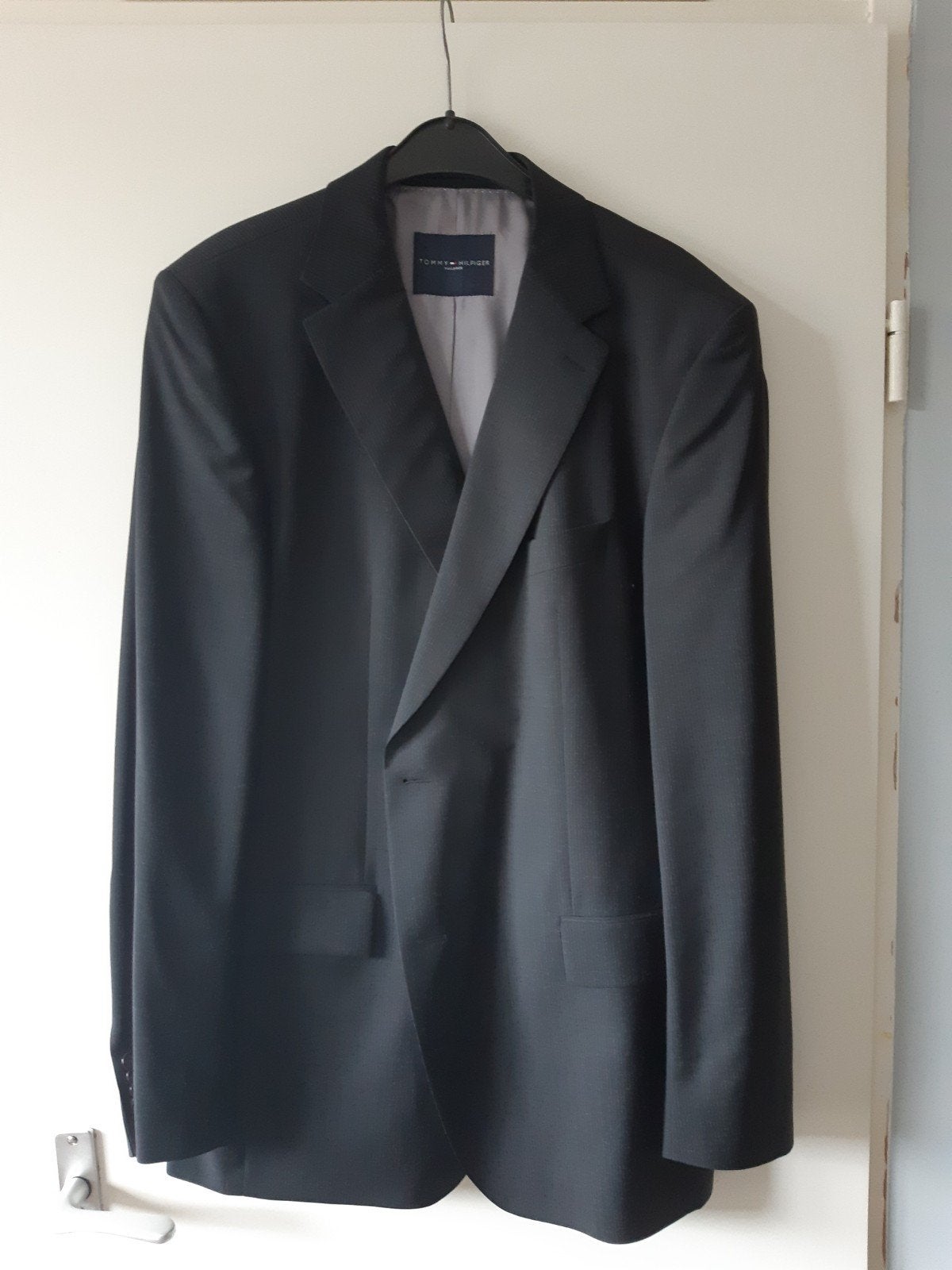Tommy Hilfiger pak - Maat 52 (L), Maat 52/54 (L), Zwart, Tommy Hilfiger, Ophalen of Verzenden