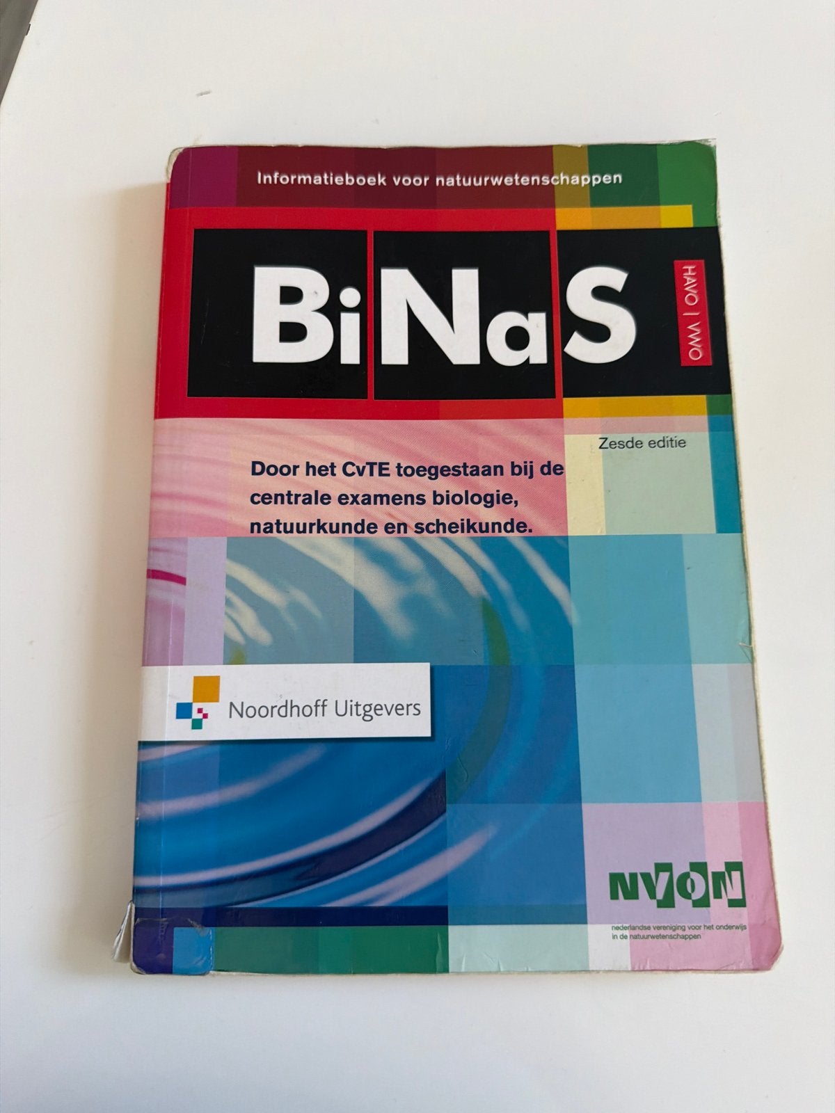 BiNaS Zesde Editie - Informatieboek Natuurwetenschappen, Boeken, Ophalen of Verzenden, Beta, Gelezen, HBO