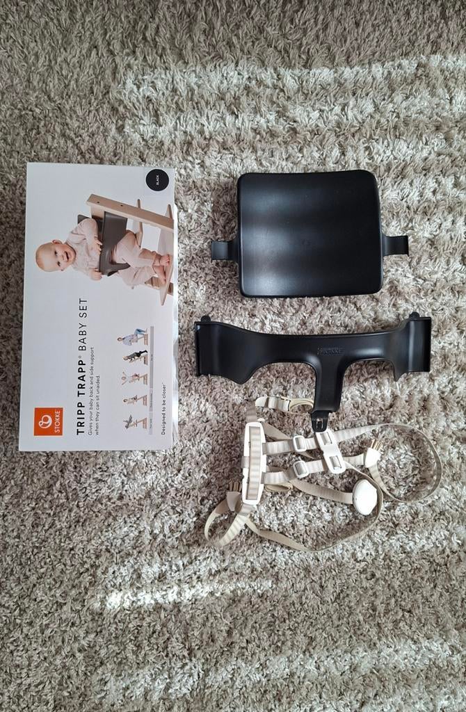 Stokke Tripp Trapp Baby Set met Gordel - Zwart, Kinderen en Baby's, Kinderstoelen, Ophalen of Verzenden, Zo goed als nieuw, Meegroeistoel