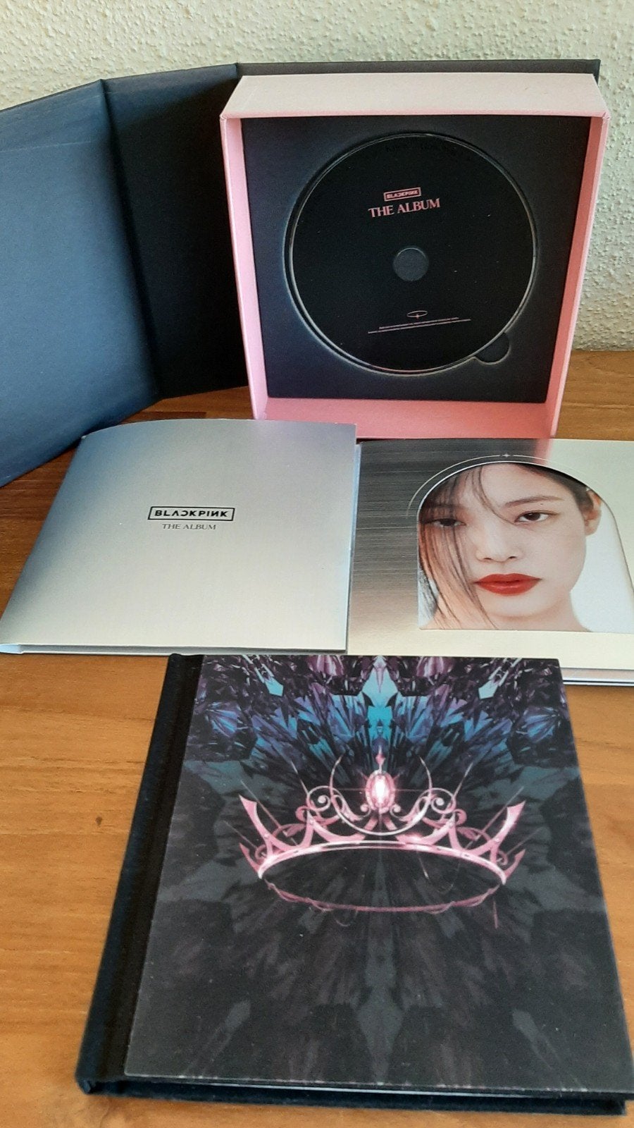 BLACKPINK - THE ALBUM (CD + Fotokaarten + Fotoboek), Ophalen of Verzenden, 2020 tot heden, Zo goed als nieuw, Boxset