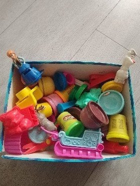 leuke klei spullen te koop alles voor 1,50 euro, Hobby en Vrije tijd, Knutselen, Ophalen, Zo goed als nieuw, Knutselwerk