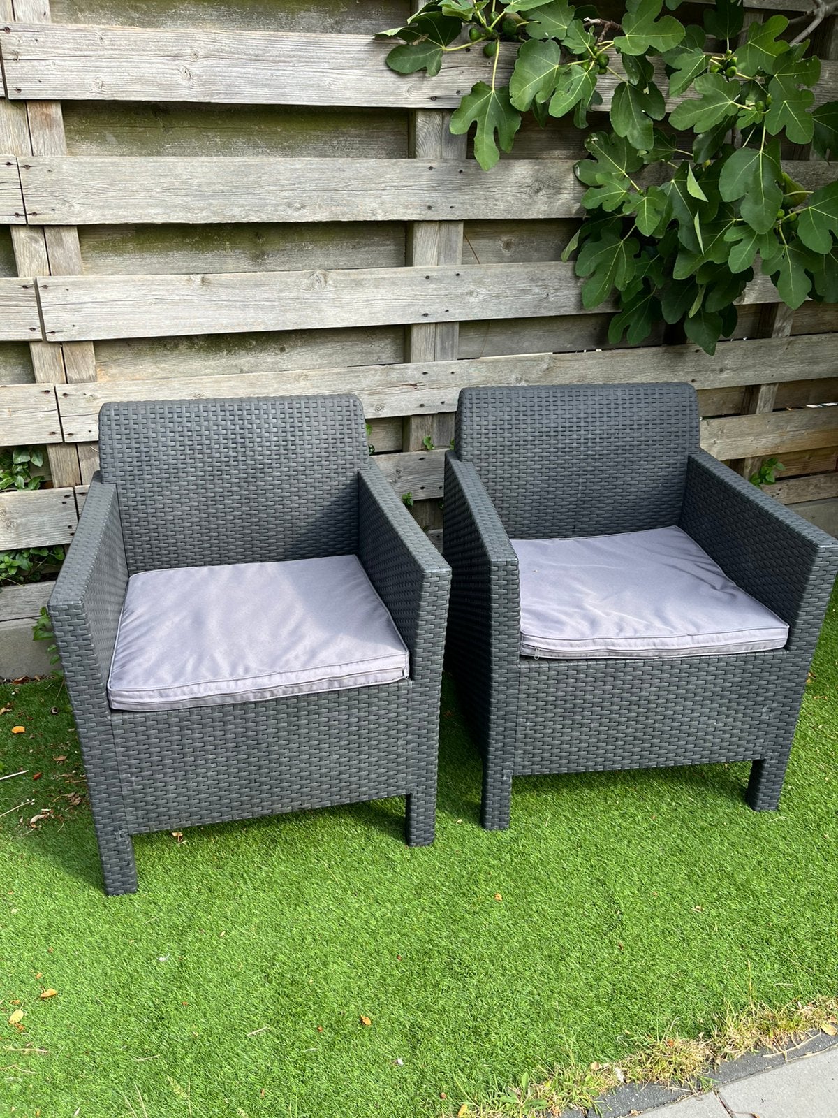 2 Allibert Wicker loungestoelen antraciet met kussens, Ophalen, Gebruikt, Kunststof