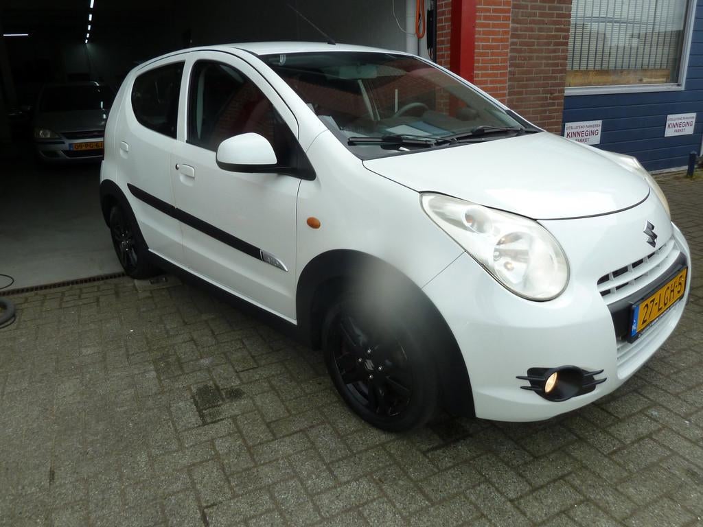 Suzuki Alto 1.0 Exclusive nieuwe apk airco, Auto's, Suzuki, Voorwielaandrijving, Euro 5, Gebruikt, 200 kg