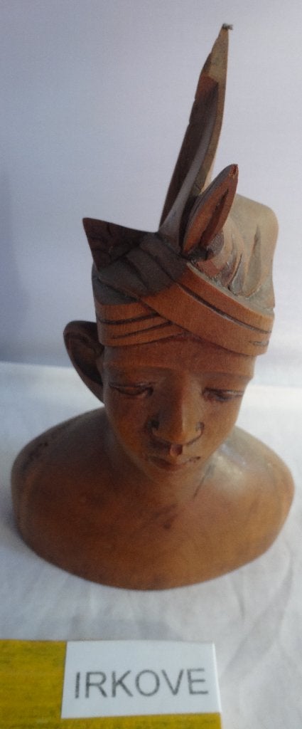BUSTE VAN EEN KNAPPE MAN * Javaans? *, Antiek en Kunst, Minder dan 20 cm, Verzenden, Hout, Azië
