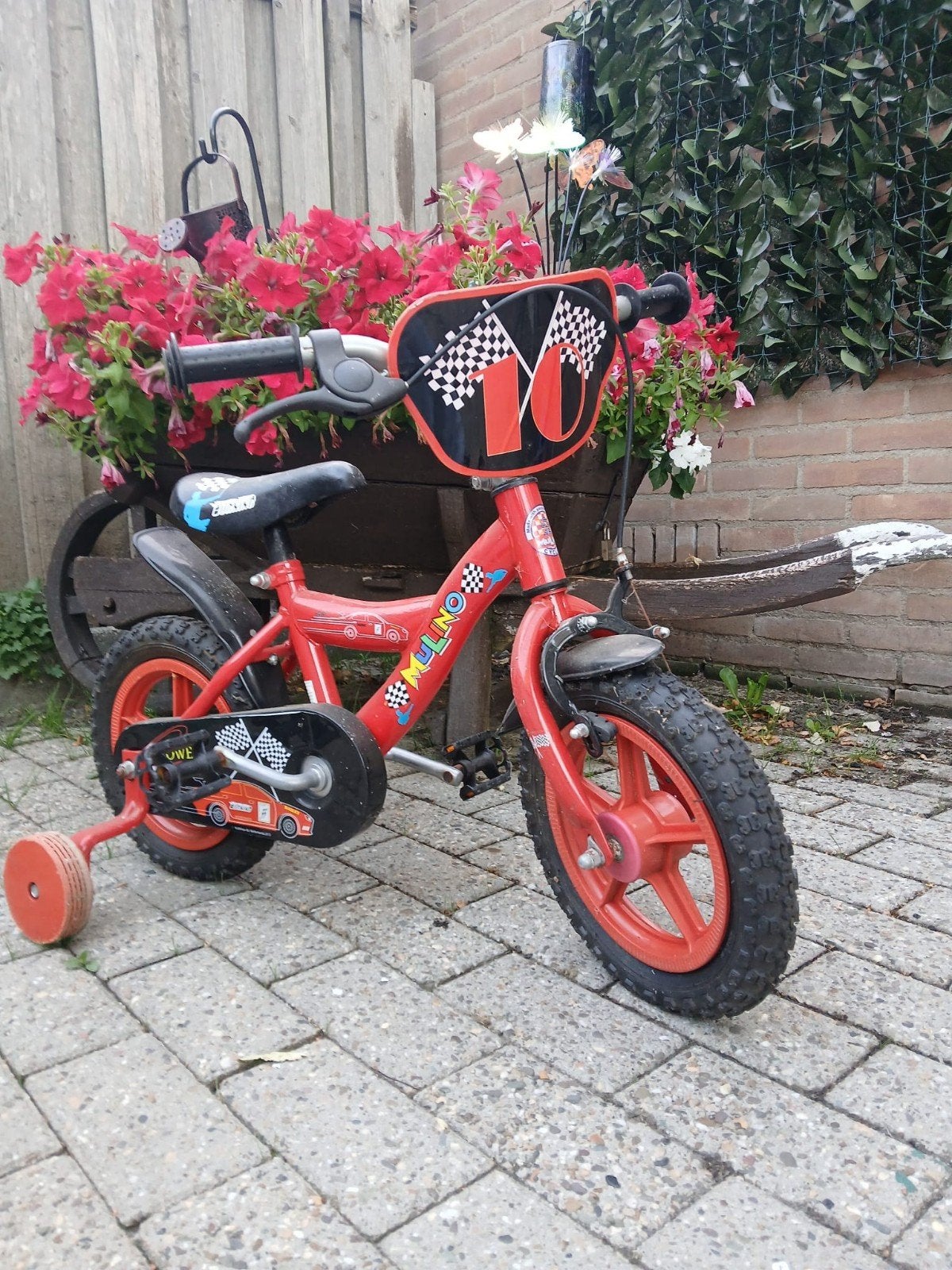 MOLINO Kinderfiets 12 inch met zijwieltjes, Fietsen en Brommers, Fietsen | Kinderfietsjes, Zijwieltjes, Gebruikt, Velgrem, Ophalen of Verzenden