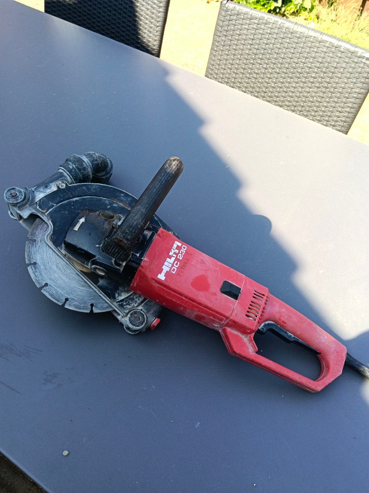 Hilti DC 230 Doorslijpmachine - Krachtig en Betrouwbaar, Gebruikt, Overige typen, Ophalen of Verzenden, 1200 watt of meer