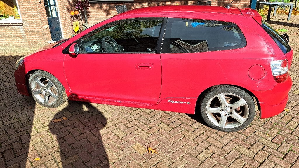 Honda Civic 1.6 I Sport 2004 Rood, Auto's, Voorwielaandrijving, Zwart, 4 cilinders, 1590 cc