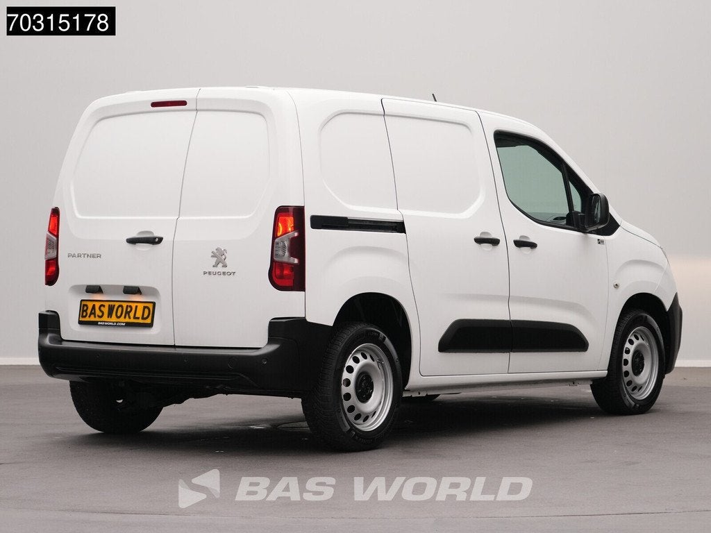 Peugeot Partner 110pk Benzine Automaat L1H1 Airco Cruise Par, Automaat, Stof, Gebruikt, Euro 6