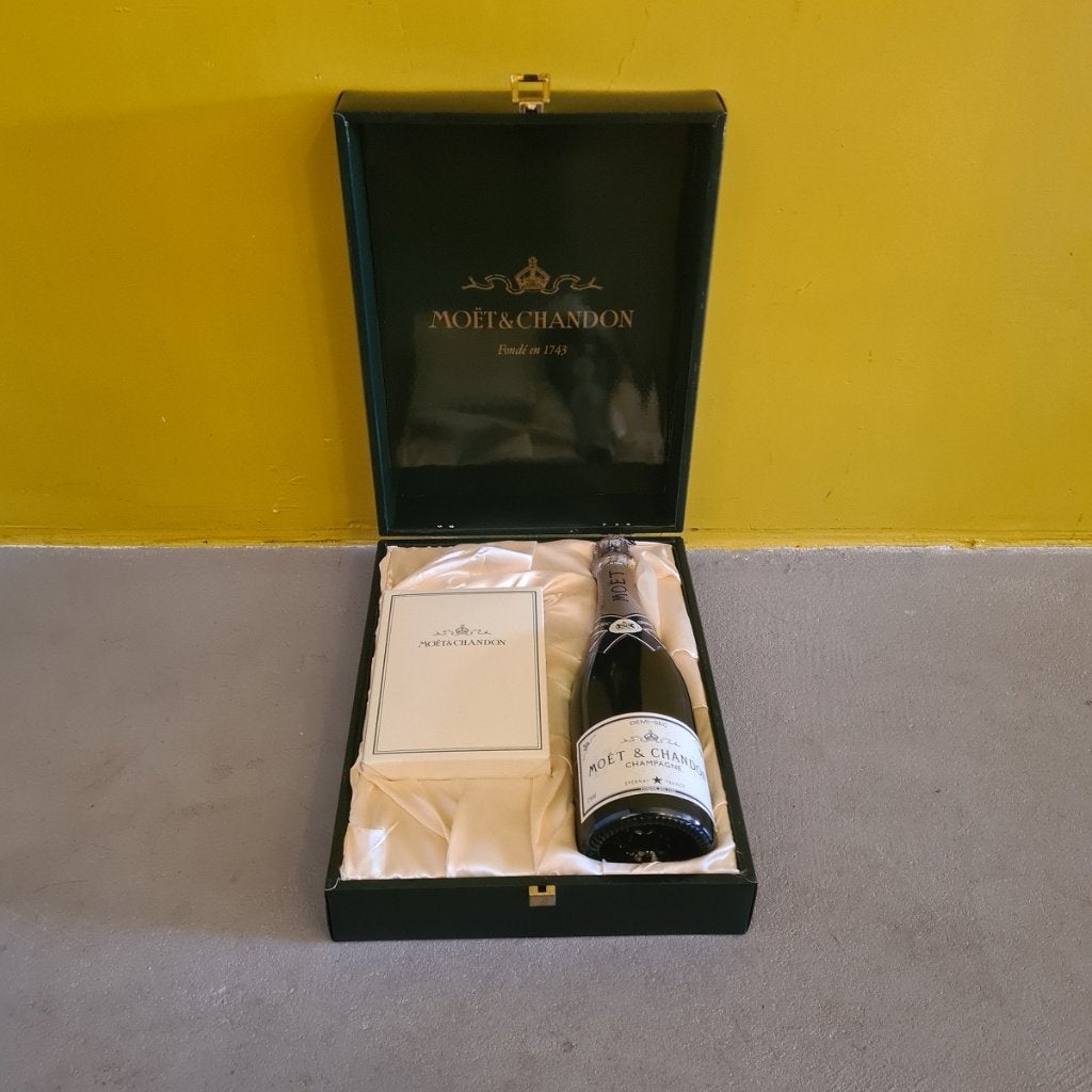 Moët & Chandon Champagne in Geschenkverpakking, Verzamelen, Wijnen, Nieuw, Champagne, Frankrijk, Ophalen of Verzenden