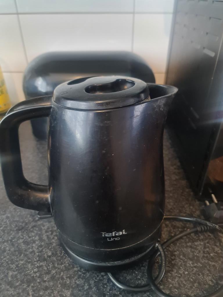 Tefal Uno waterkoker - Gratis af te halen, 1 tot 2 liter, Ophalen of Verzenden, Gebruikt, Draadloos