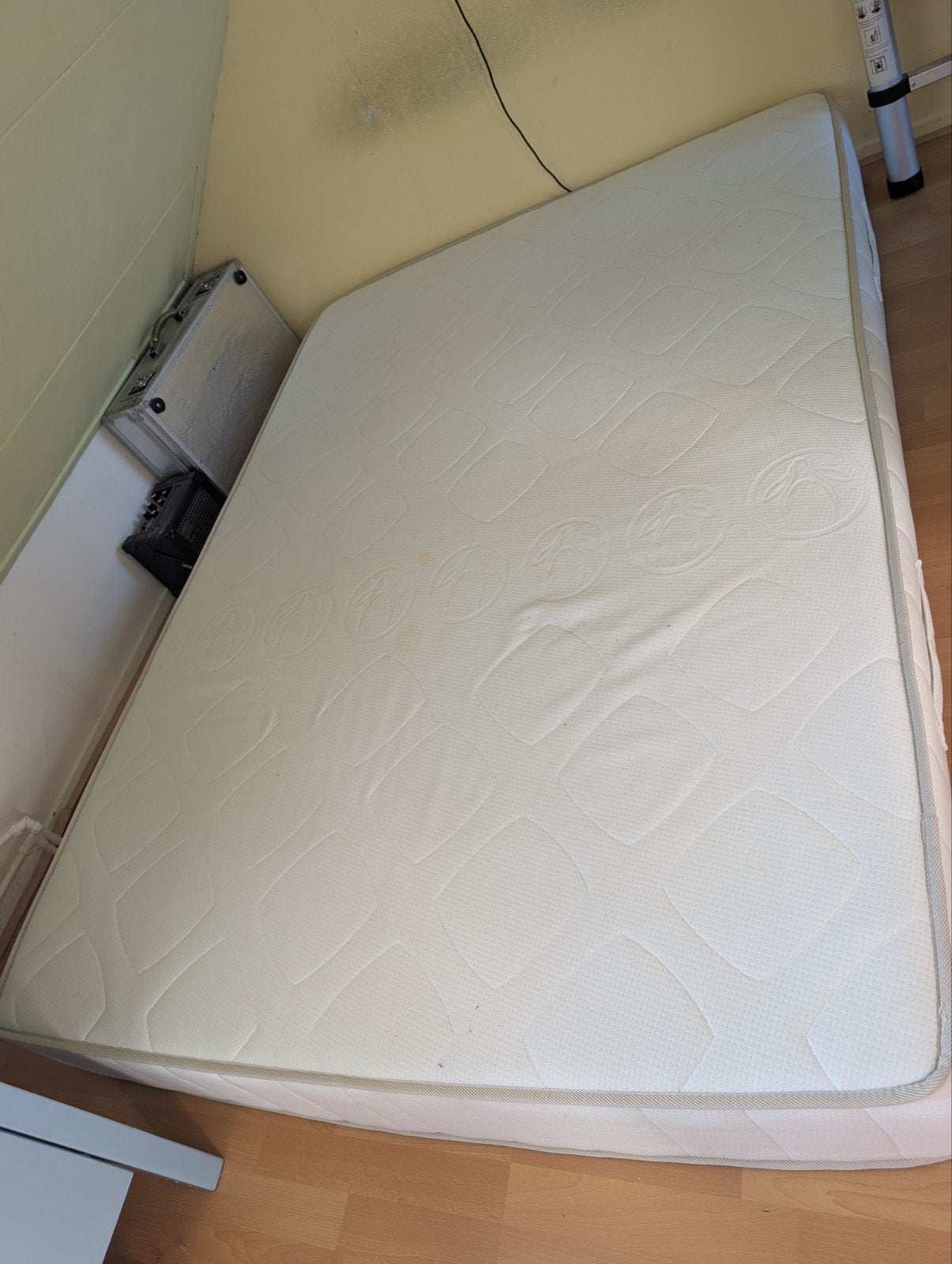 Swiss Sense breeze matras 140x200, Eenpersoons, Zo goed als nieuw, Matras, 200 cm