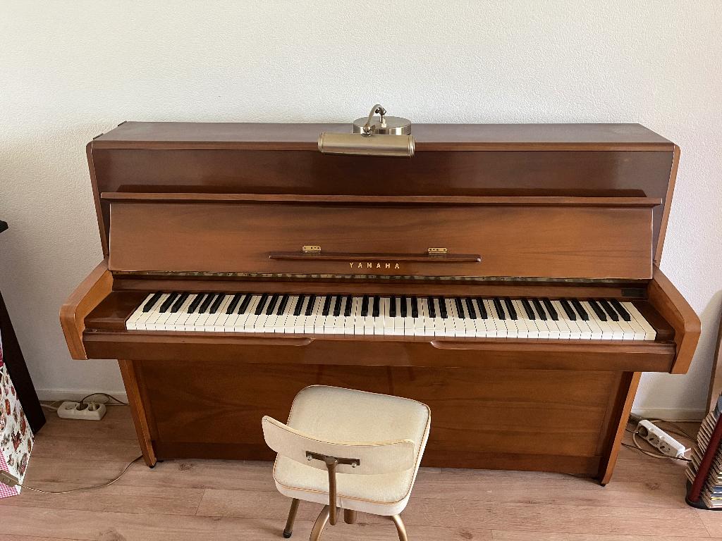 Yamaha piano, Muziek en Instrumenten, Piano's, Ophalen, Gebruikt, Bruin, Piano