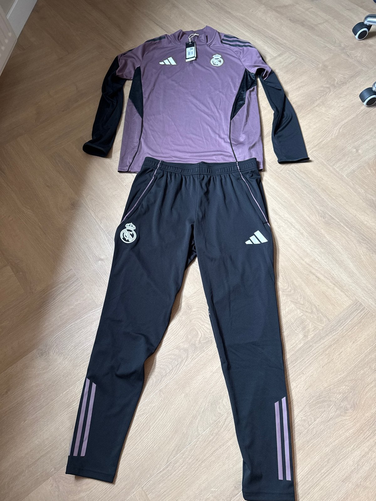 Nieuw! Origineel Real Madrid Trainingspak Maat L, Maat L, Ophalen of Verzenden, Nieuw, Trainingspak