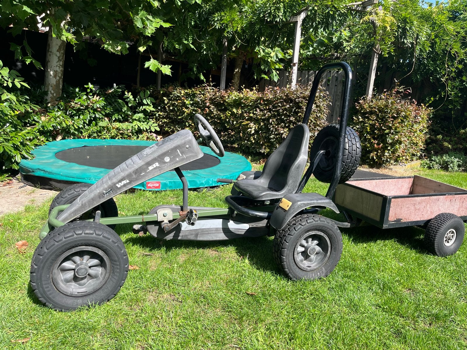 Berg XL Jeep skelter met aanhanger - Gebruikt, Ophalen, Gebruikt, Trapvoertuig
