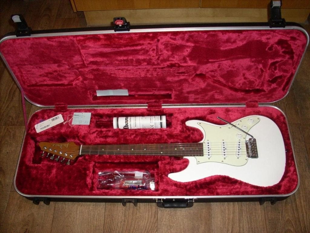 Ibanez LM1 Prestige Luna wit + Koffer - Made in Japan