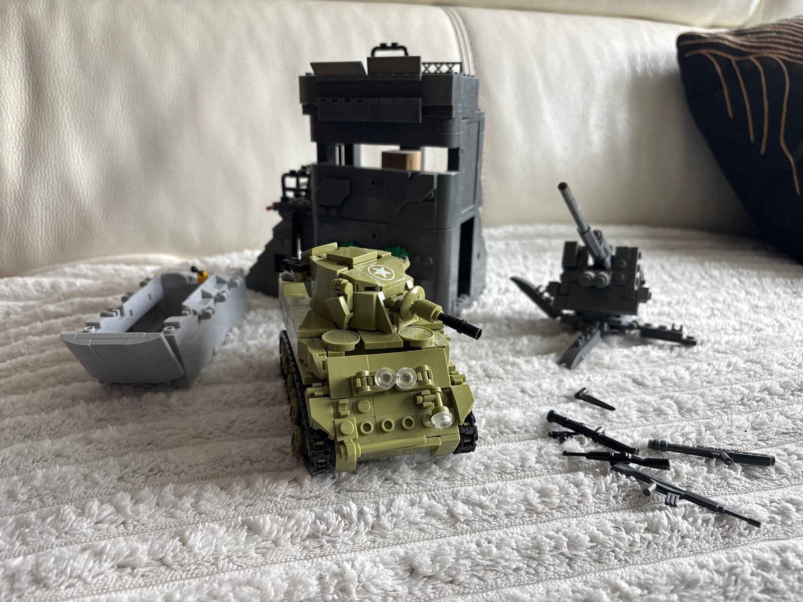 Sluban Army bouwset: tank, boot, uitkijktoren en wapens, Ophalen of Verzenden, Gebruikt, Overige merken