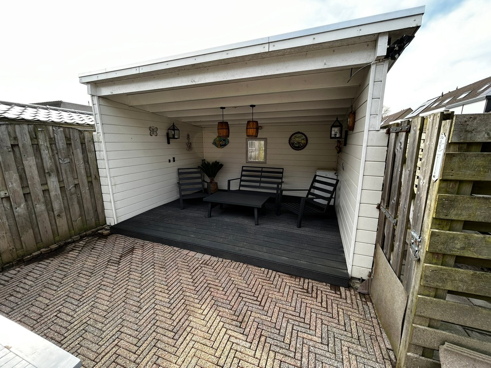 Houten overkapping 4 x 3,4 m kunststof afgewerkt incl. vloer, Tuin en Terras, Overkappingen, Ophalen, Zo goed als nieuw, Veranda