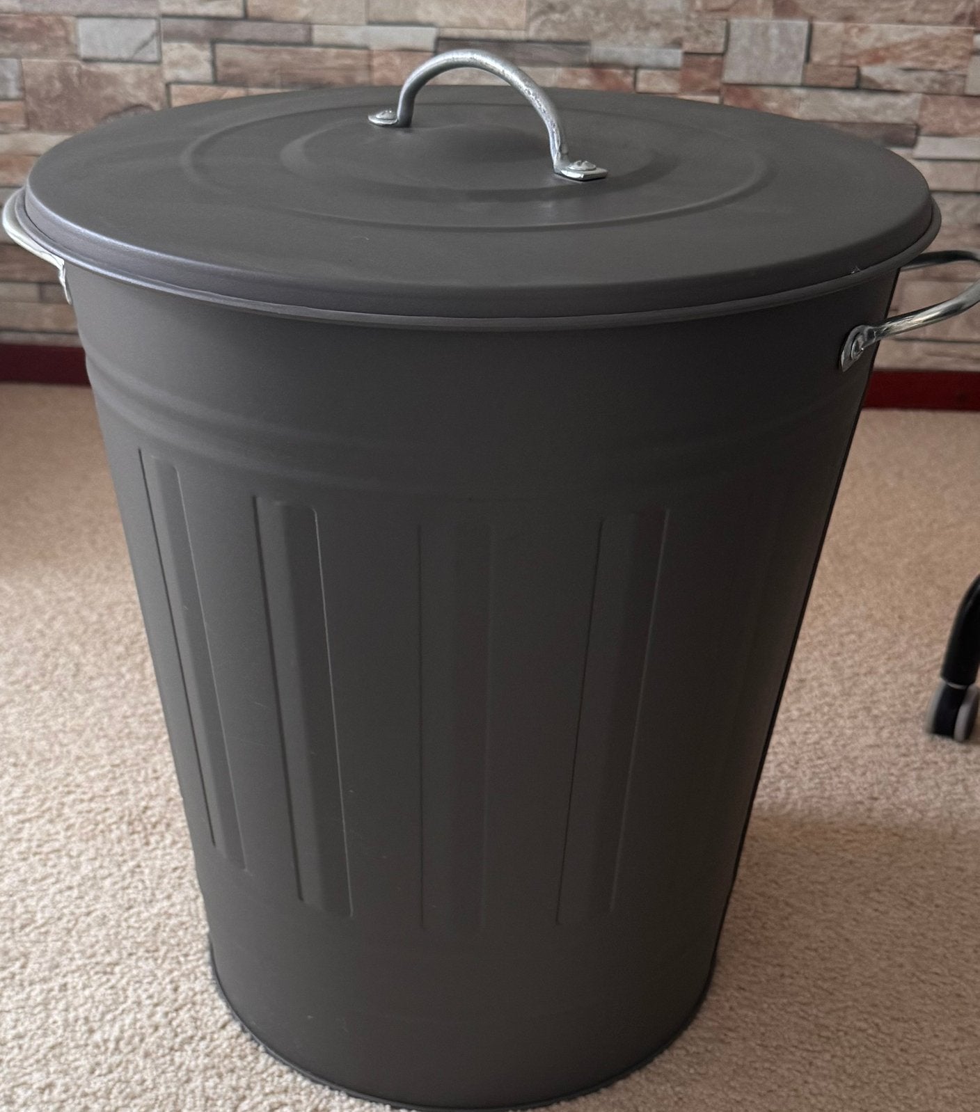 Ikea afvalton, grijs, metaal, Huis en Inrichting, Woonaccessoires | Prullenbakken, Ophalen, Gebruikt