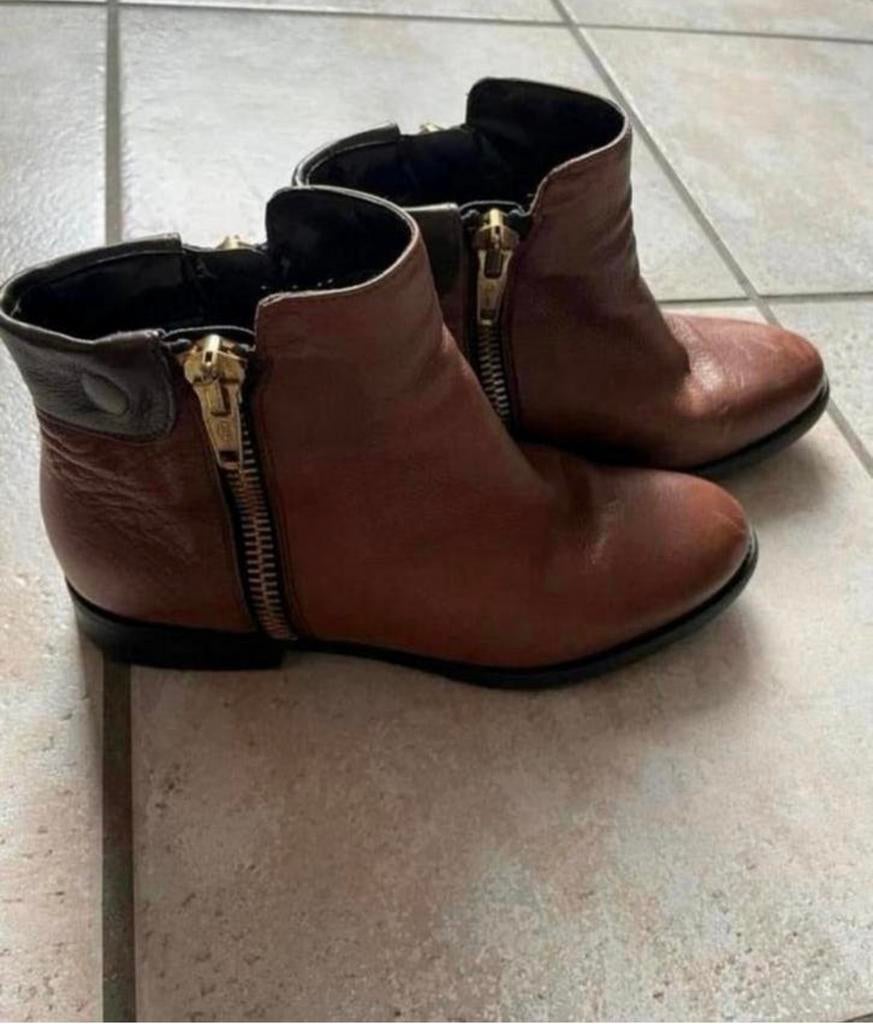 Mia Via Cognac Enkellaarsjes - Maat 37, Kleding | Dames, Schoenen, Bruin, Lage of Enkellaarzen, Ophalen of Verzenden, Gedragen