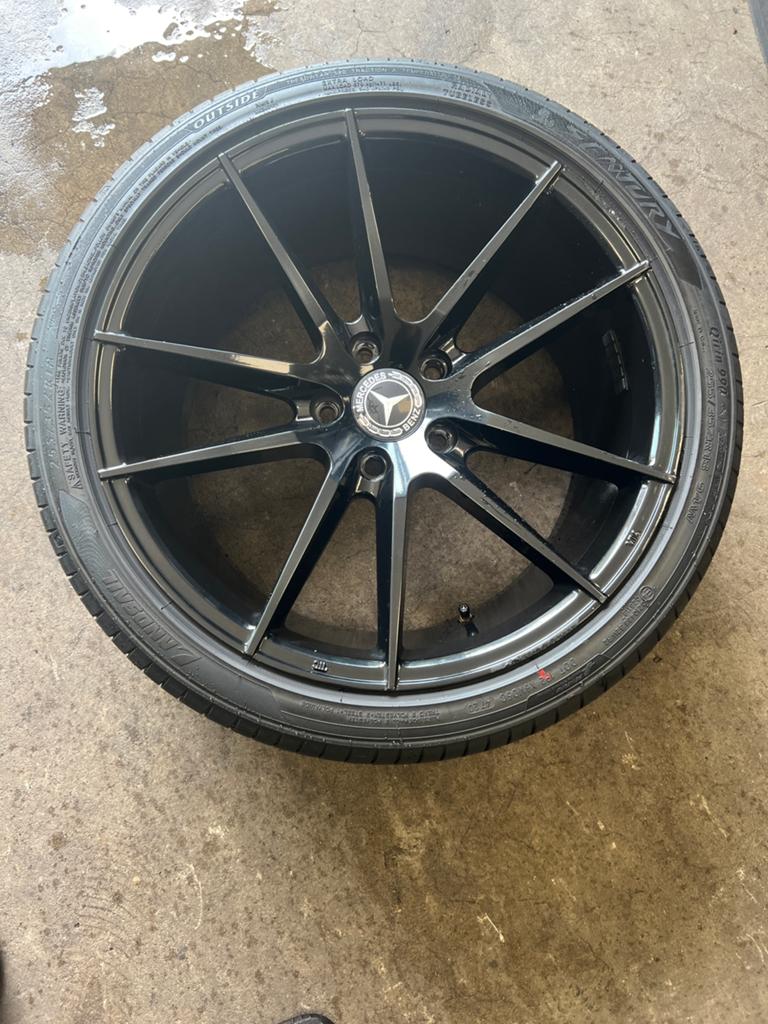 mercedes   W204 concave breedset incl banden 18 inch, Auto-onderdelen, Ophalen, 18 inch, Velg(en), Zomerbanden