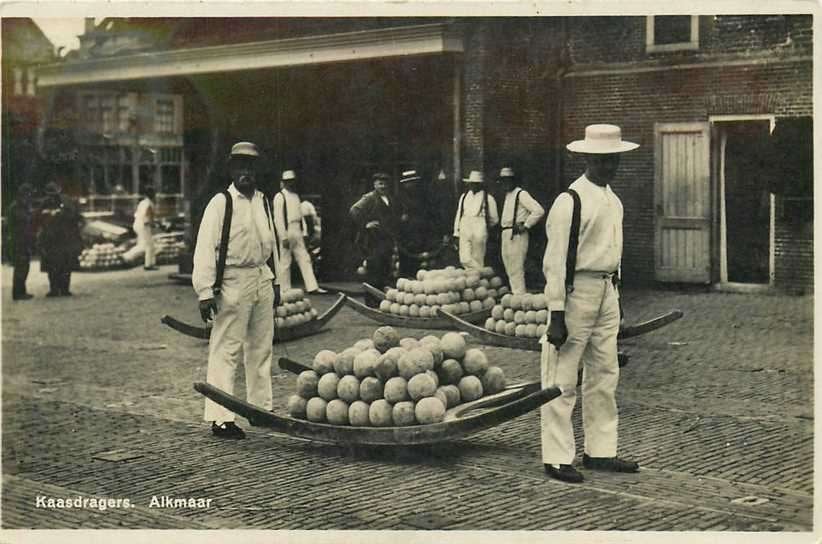 300-388-053 Alkmaar Kaasdragers, Verzenden, Voor 1920, Noord-Holland