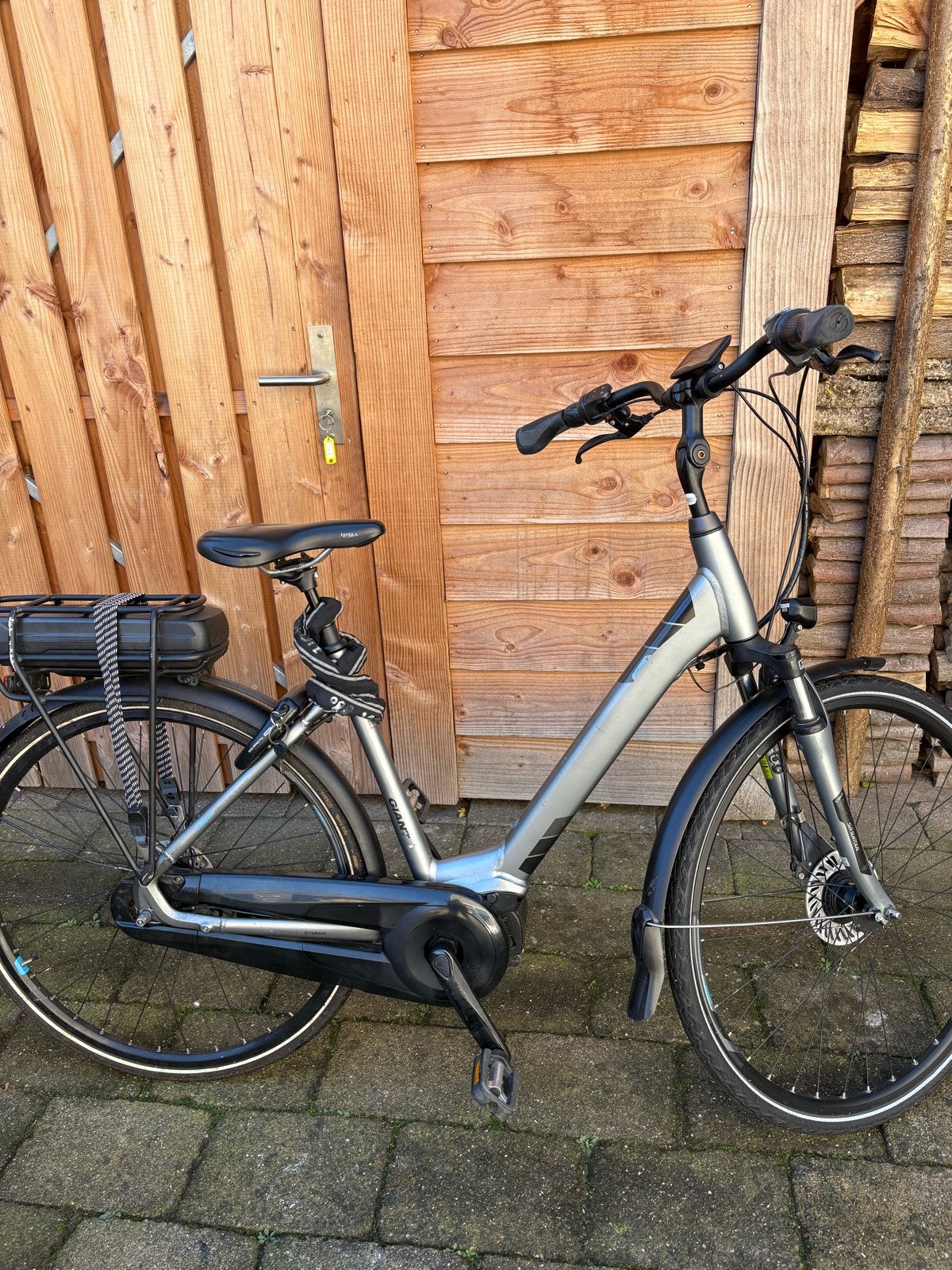 Giant Entour E+ 2017 elektrische fiets, Ophalen, Gebruikt, 30 tot 50 km per accu, Giant