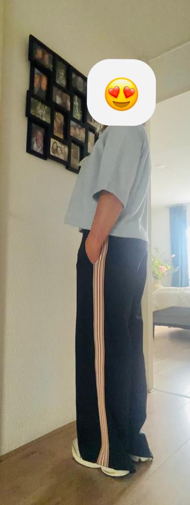 Studio Anneloes zwarte broek met zij strepen maat M, Ophalen of Verzenden, Zo goed als nieuw, Zwart, Lang