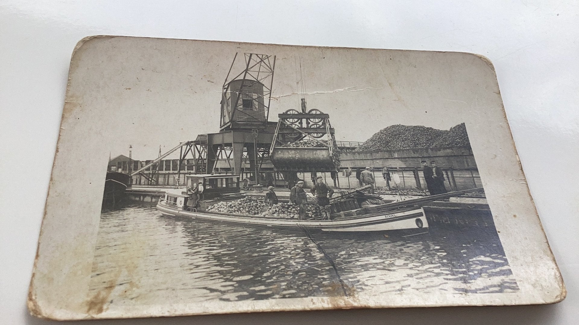 Haven boot de Rival plaats onbekend Texel, Ophalen of Verzenden, Voor 1940, Zo goed als nieuw