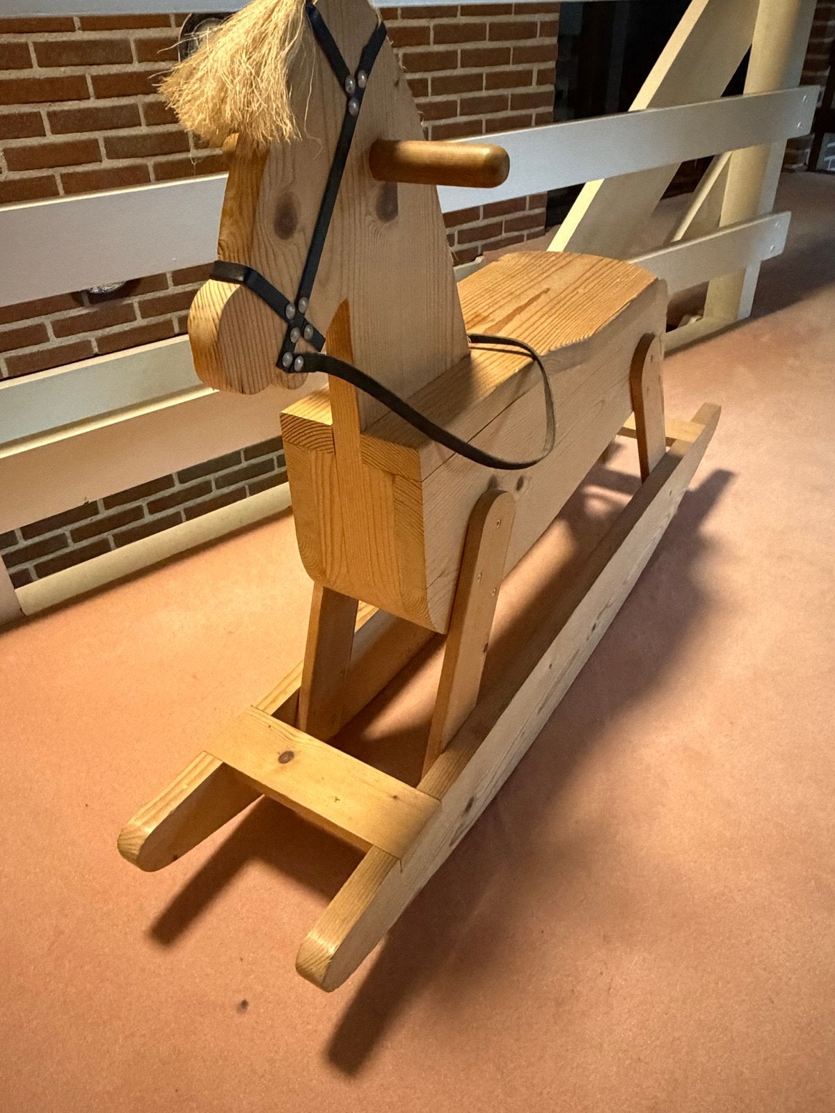 Houten hobbelpaard - Gratis af te halen, Ophalen, Gebruikt, Overige typen