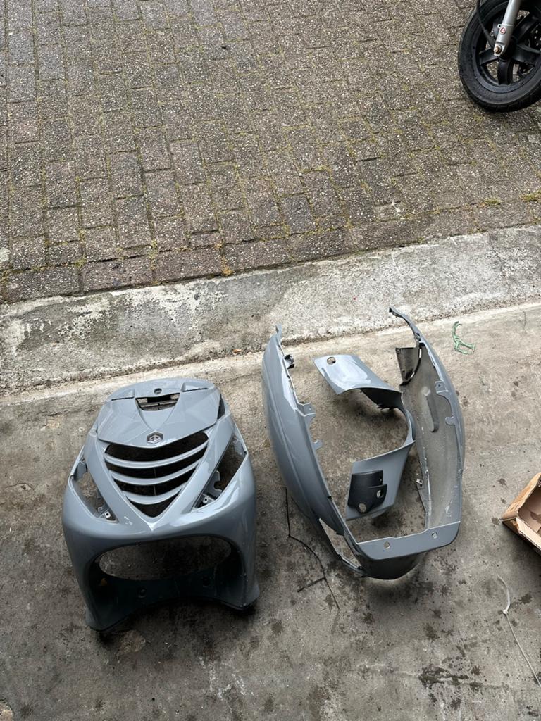 Piaggio Zip Kappenset - Nardo Grey, Motoren, Tuning en Styling, Ophalen