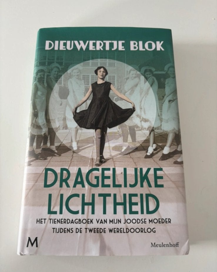 Dieuwertje Blok - Dragelijke lichtheid, Ophalen of Verzenden, Gelezen
