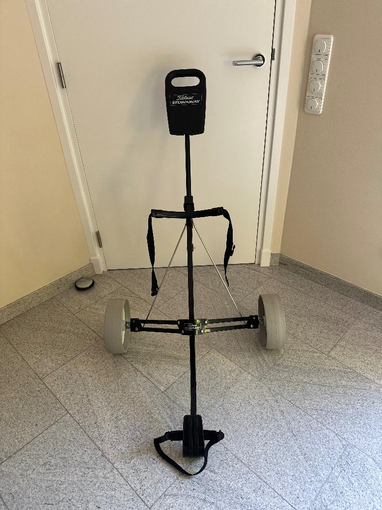 Inklapbare en lichte Titleist golf trolley zo goed als nieuw, Ophalen, Zo goed als nieuw, Overige typen, Overige merken