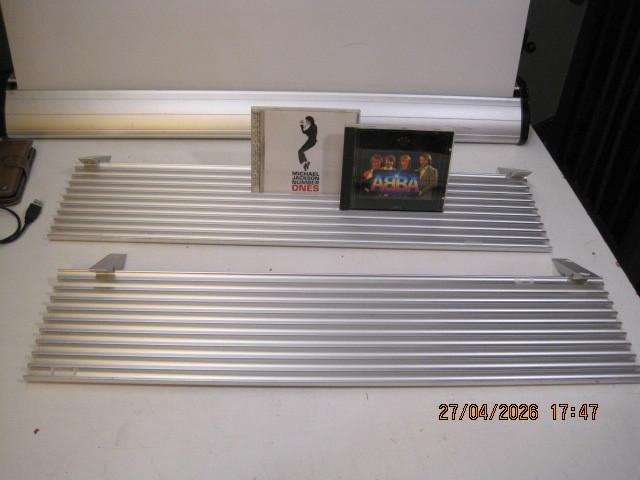 cd wandrek cd rek aluminium 65,5/15 voor 72 cd's (387), Huis en Inrichting, Woonaccessoires | Cd- en Dvd-rekken, Overige materialen