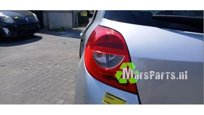 Achterlicht links van een Renault Clio, Auto-onderdelen, Gebruikt, -, Renault, -