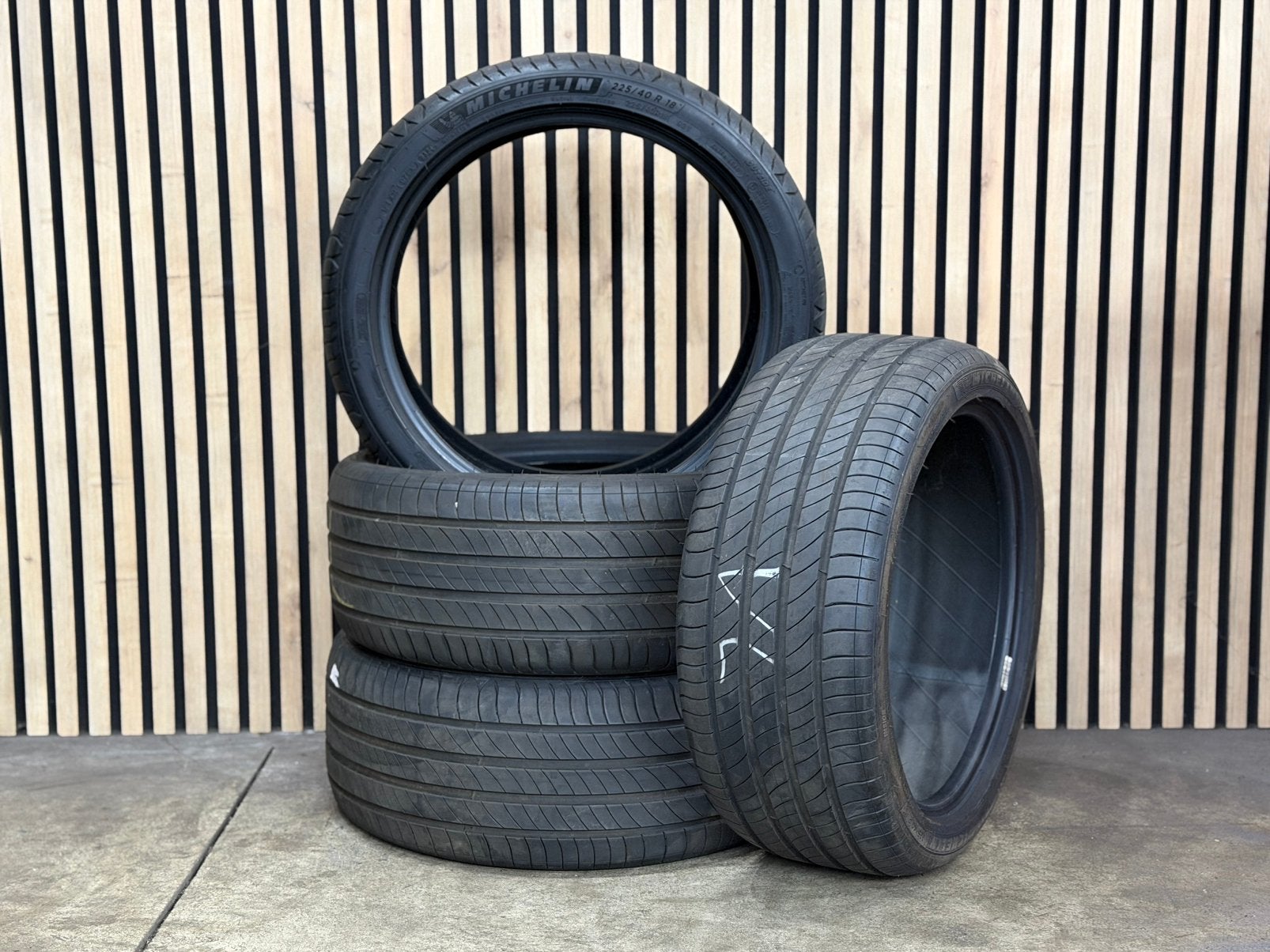 4x 225-40-18 MICHELIN PRIMACY4 ZGAN! Dot24-22 €400 all incl!, Ophalen, 18 inch, Gebruikt, Band(en)
