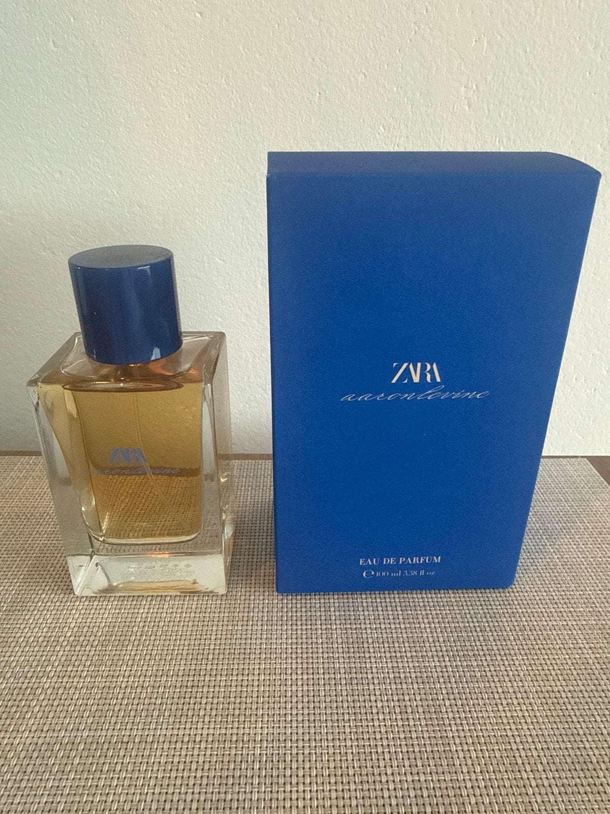 Zara Aaron Levine Eau de Parfum 100ml, Sieraden, Tassen en Uiterlijk, Ophalen of Verzenden, Zo goed als nieuw